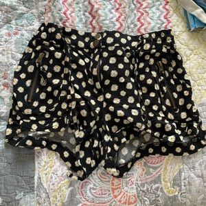 American Rag daisy shorts